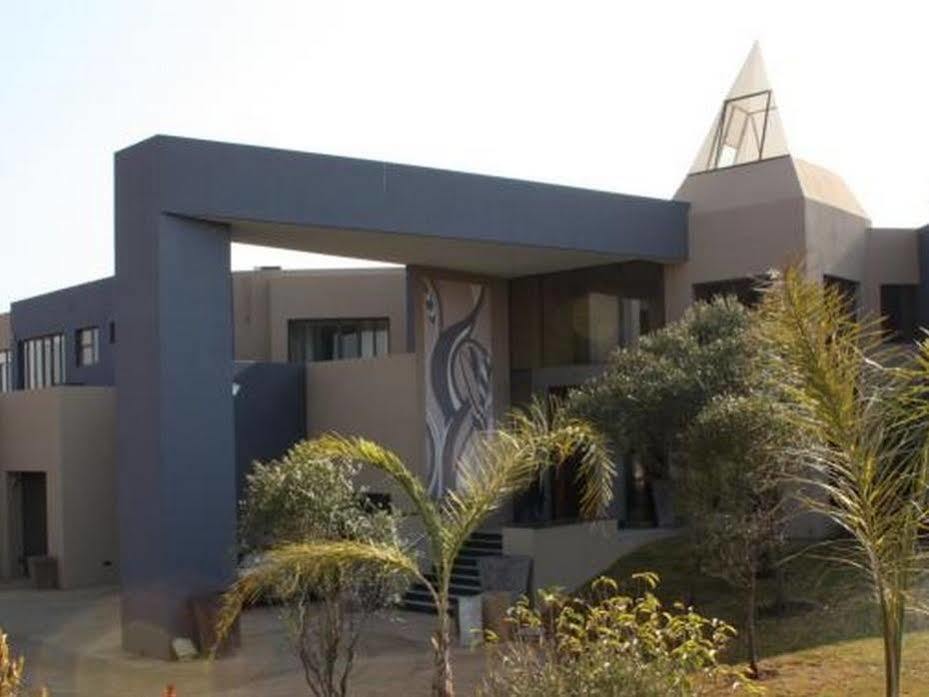 The Links Guest House Pretoria Bagian luar foto