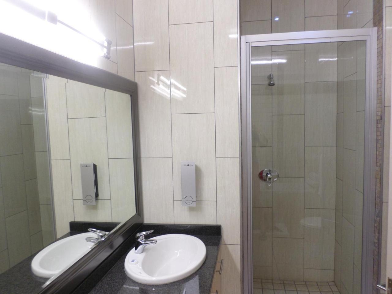 The Links Guest House Pretoria Bagian luar foto