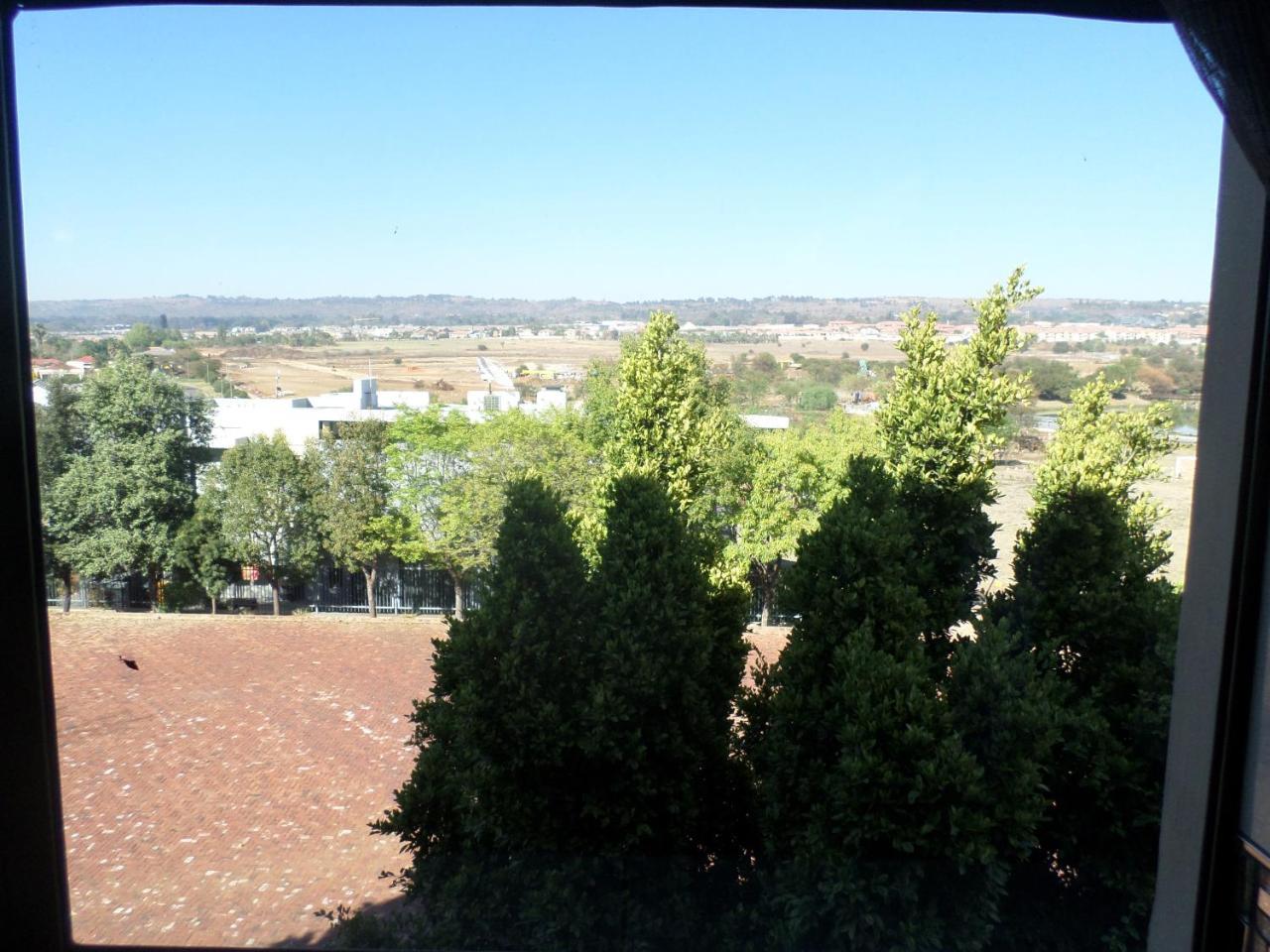 The Links Guest House Pretoria Bagian luar foto